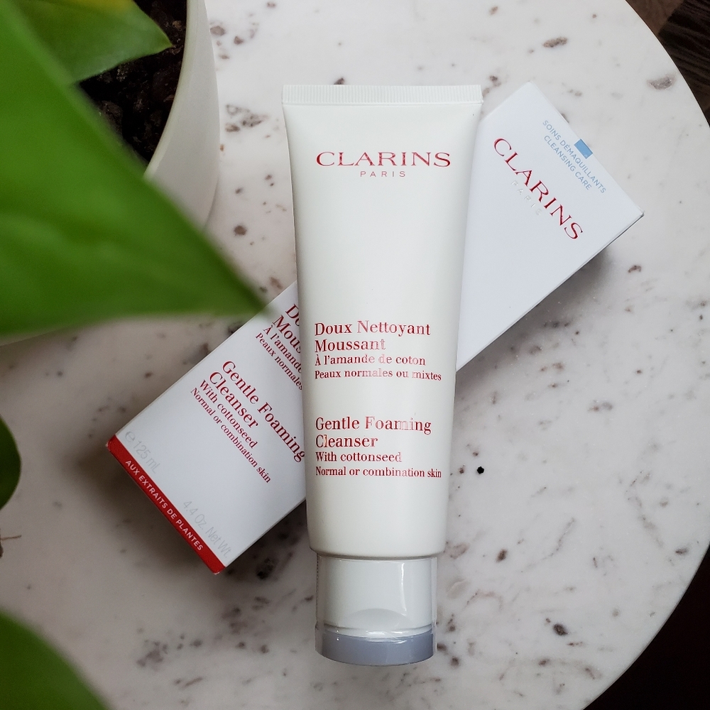 CLARINS Gentle Foaming Cleanser with Cottonseed